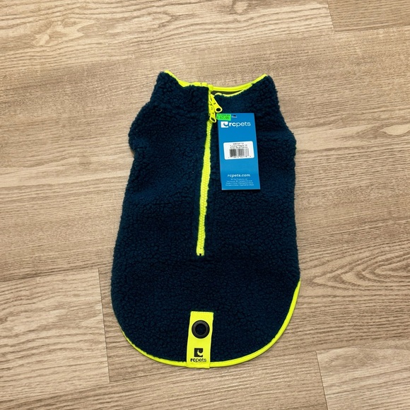 NWT | RC Pets | Navy/Lemon Dog Fleece | Size M - Picture 1 of 5
